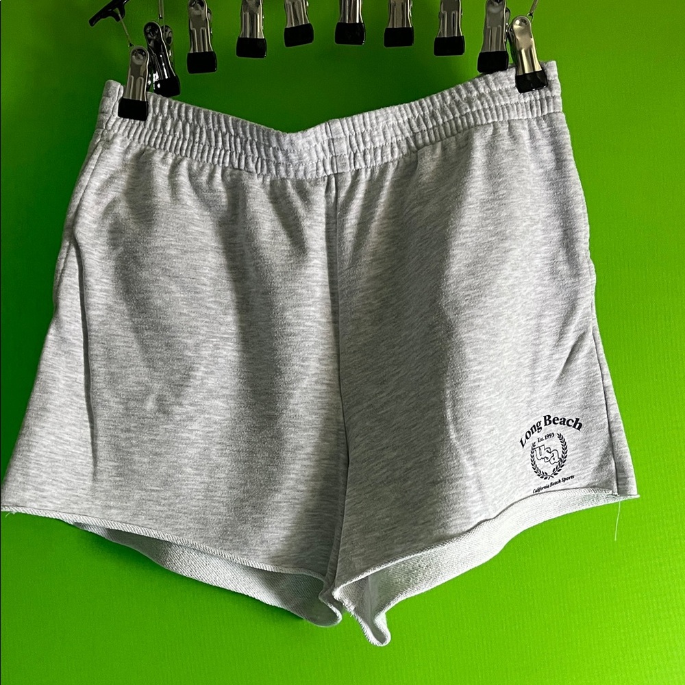 H&M Women's Athletic Shorts - Light Gray Size M